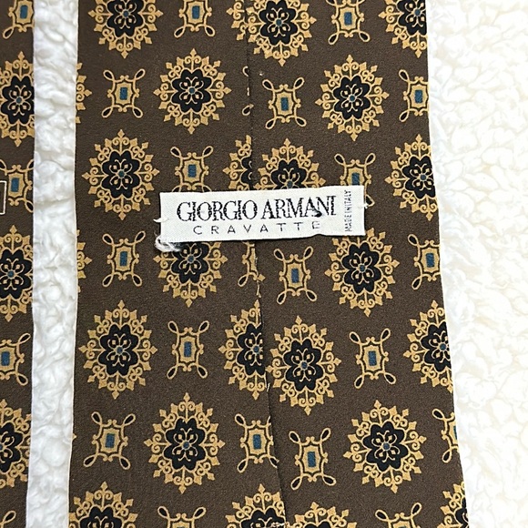 Giorgio Armani Cravatte Tie 100% Silk Vintage - Picture 7 of 7